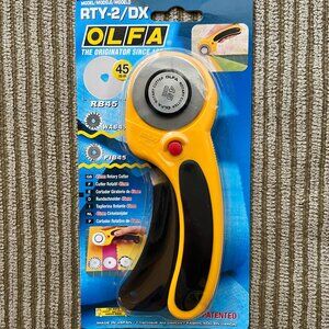 BNWT OLFA 45mm Ergonomic Rotary Cutter for Sewing and Quilting